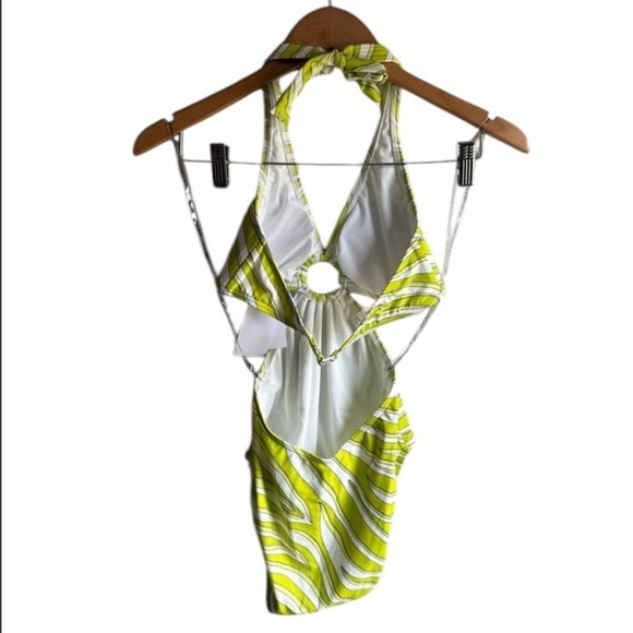 NWT Michael Kors Zebra Print Cutout One Piece Size 10 - Picture 4 of 5